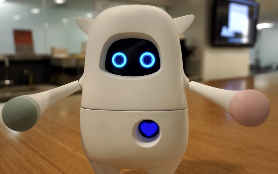 ربات Musio با یادگیری زبان طبیعی و پردازش هوش مصنوعی