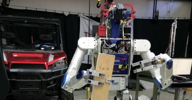 robot-championv ربات