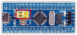 نمایی از برد STM32F103 با تراشه ARM - دیجی اسپارک