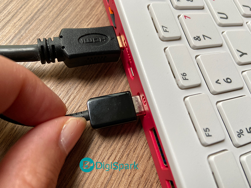 کابل USB type-c اتصال به رزبری پای 400 - دیجی اسپارک
