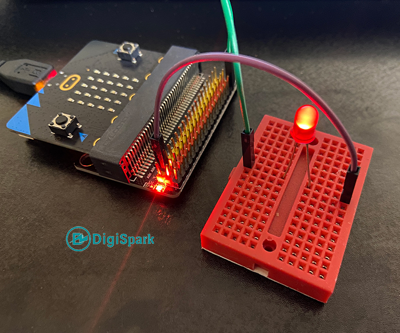 کنترل شدت نور LED با برد میکروبیت - دیجی اسپارک