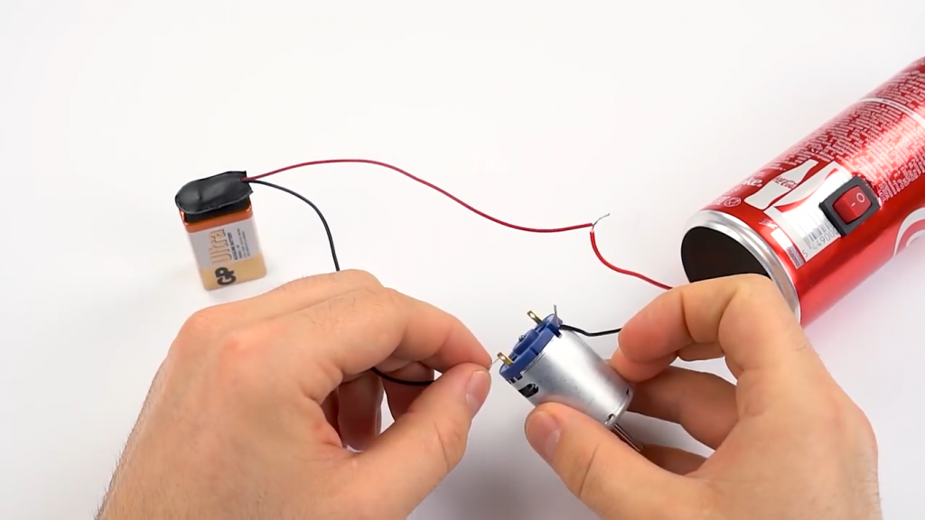 اتصالات الکترونیکی کاردستی جاروبرقی با قوطی نوشابه - دیجی اسپارک