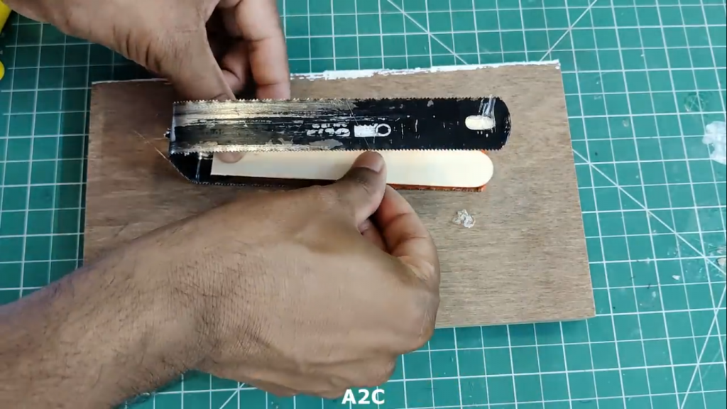 ساخت شاسی کاردستی شارژر دستی - دیجی اسپارک